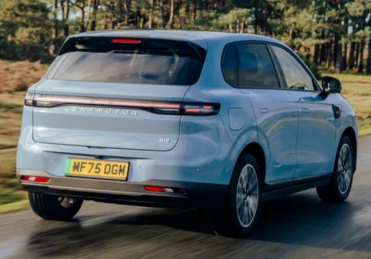 Leapmotor B10 — бюджетний електрокросовер (огляд)