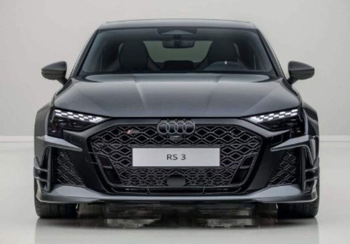 Audi представила найекстремальнішу RS3 (фото)