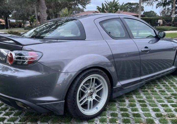 Ідеальний компроміс для фанатів Mazda RX-8 (фото)