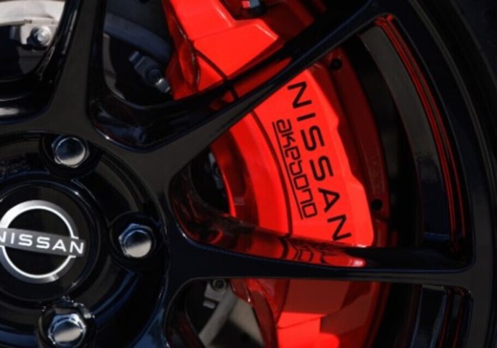 Nissan Z NISMO 2027: ручна коробка і апгрейд гальм (фото)