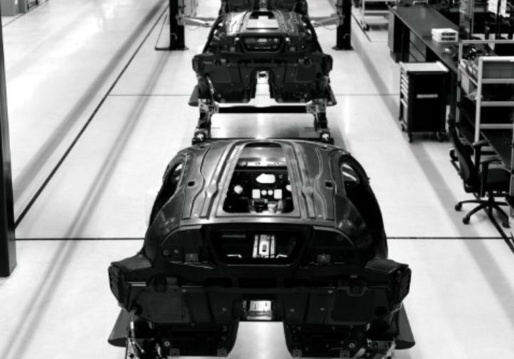 Koenigsegg запускає виробництво Gemera після тривалої паузи