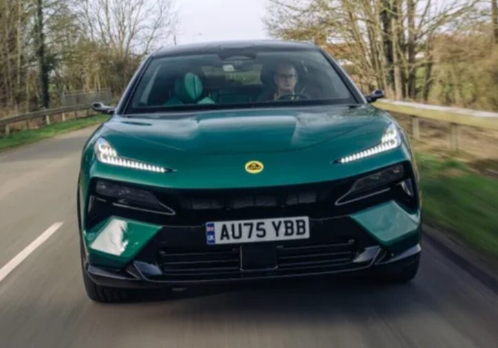 Lotus Eletre X: електричний SUV отримав гібридну версію