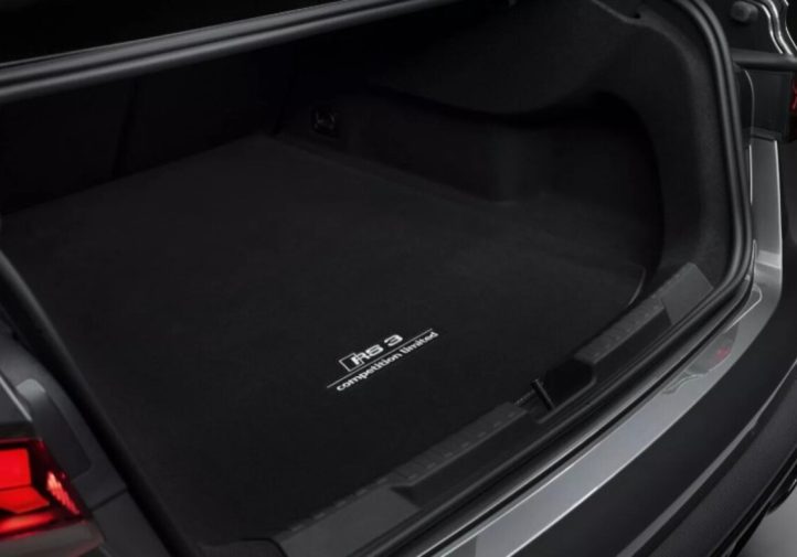 RS3 Competition Limited:  п’ятициліндровий Audi (фото)