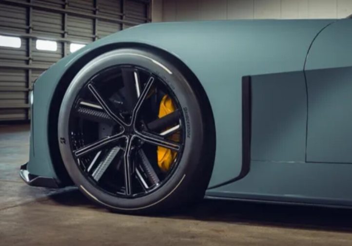 Lexus готує електричний суперкар LFA нового покоління