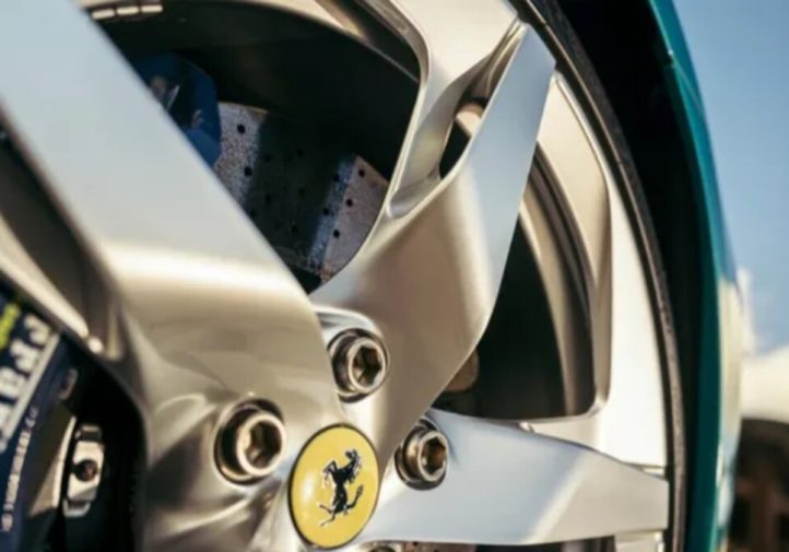 Ferrari Amalfi 2026 – новий стандарт дорожніх суперкарів