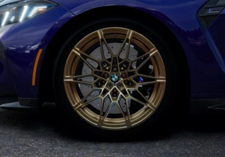 BMW представила лімітовану M4 M Legacy Edition