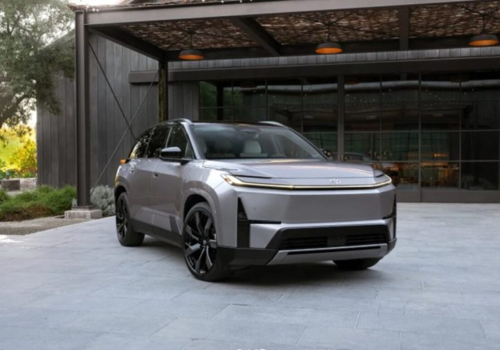 Новий трирядний електрокросовер Subaru: перші деталі