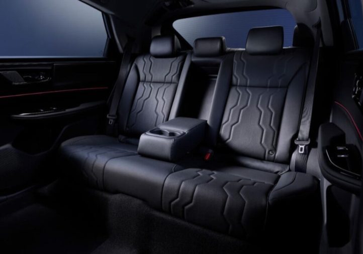 Honda Insight- стильний електрохетчбек