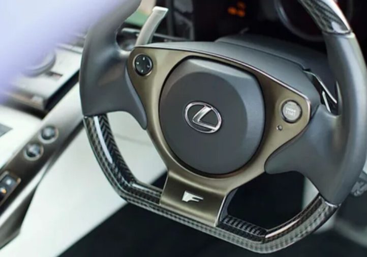 Lexus LFA: суперкар, який підкорив Clarkson (фото)