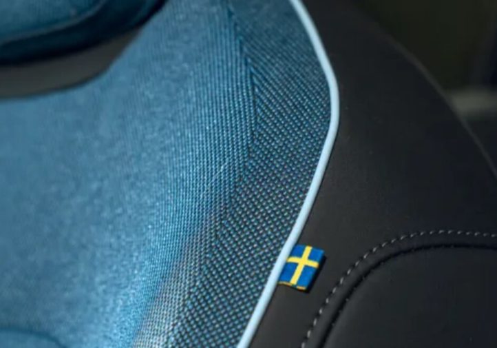 Огляд Volvo EX30:  електрокар із преміальним відчуттям