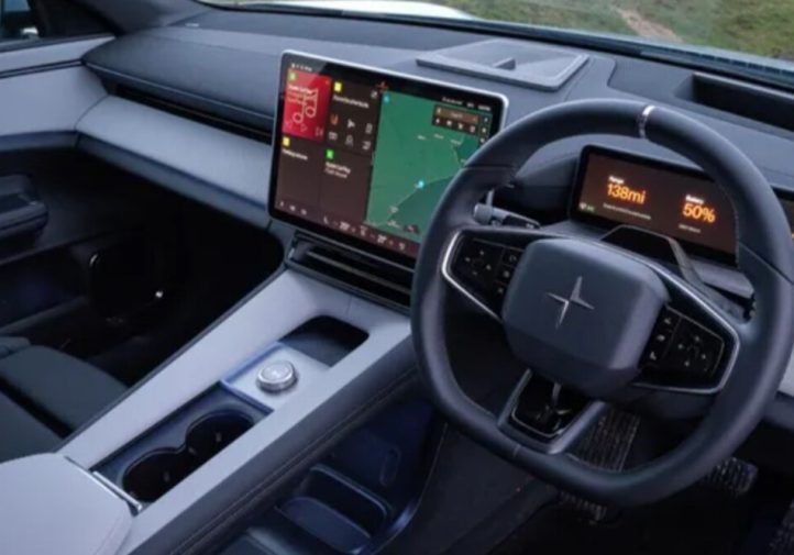 Polestar 4: електрокар без заднього вікна у реальному житті