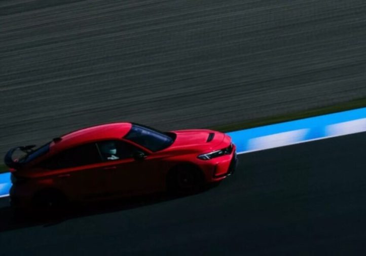 Civic Type R FL5 на межі останнього випуску