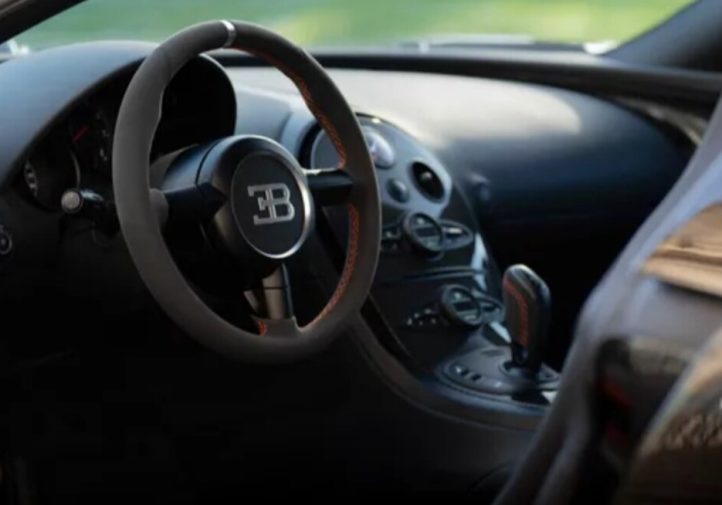 Рекордний Bugatti Veyron Super Sport відреставрували (фото)