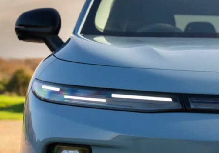 Leapmotor B10 — бюджетний електрокросовер (огляд)