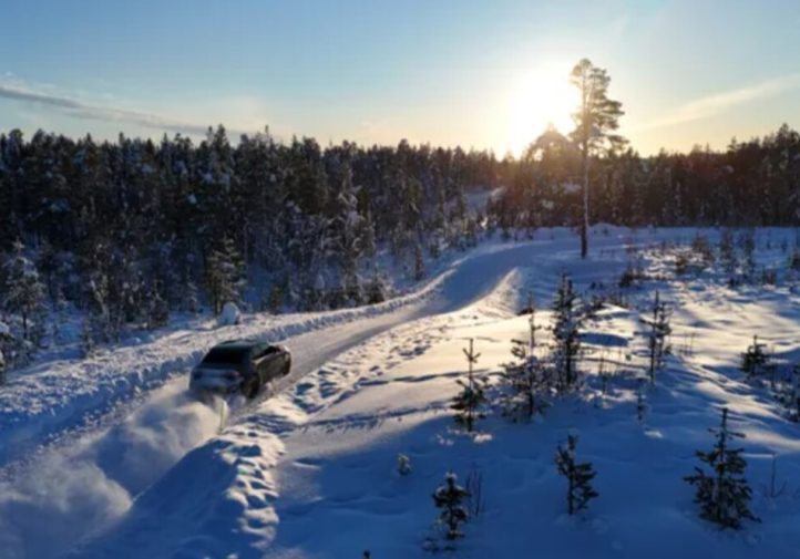 BMW i3: електричний седан 463 к.с. скоро в Україні (фото)