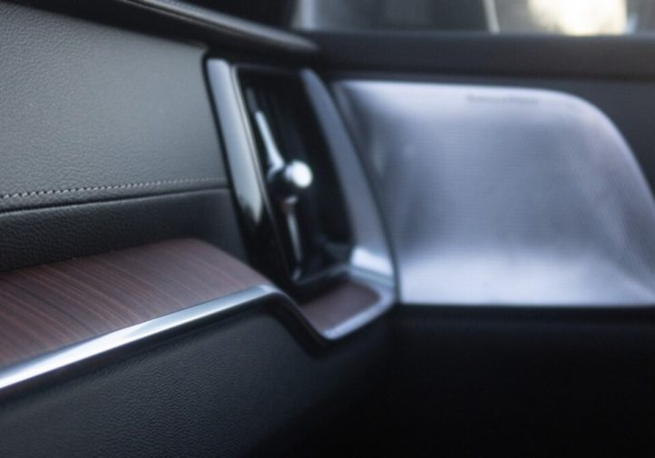 Volvo V60 Cross Country стане майбутньою класикою (фото)