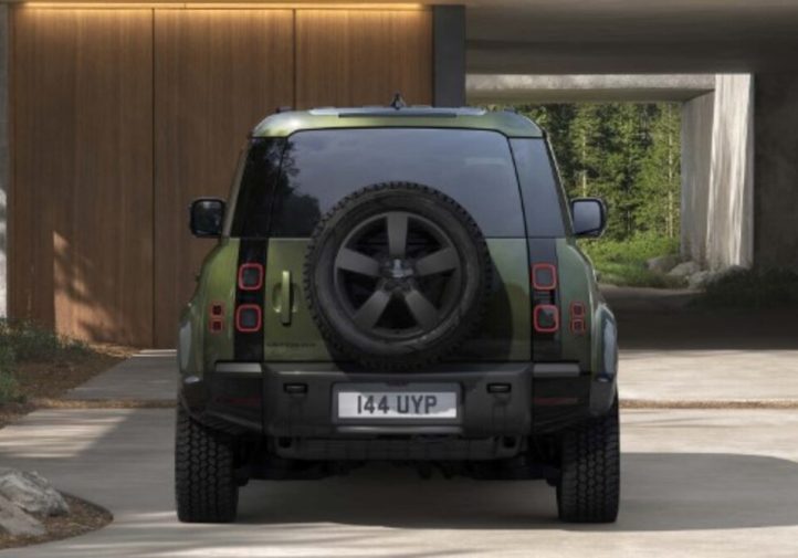 Малий Land Rover Defender на підході (фото)