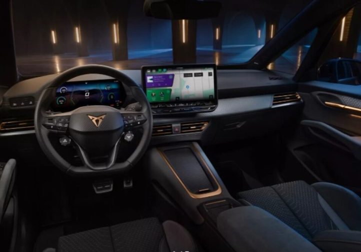 Cupra Born оновили: новий дизайн і фізичні кнопки на кермі