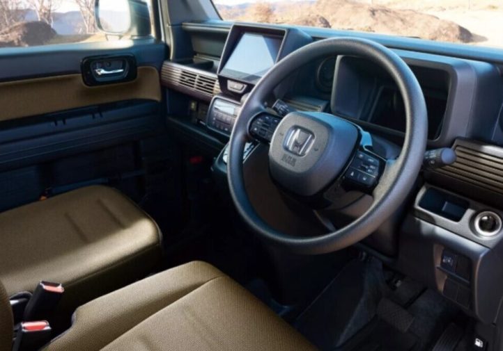 Оновлений Honda N-Van: турбо, цифрова панель і нові кольори