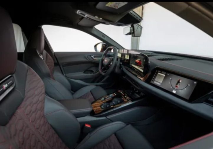 Найтехнологічніший Audi RS5 в історії (огляд)