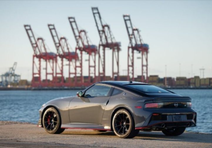 Nissan Z NISMO 2027: ручна коробка і апгрейд гальм (фото)
