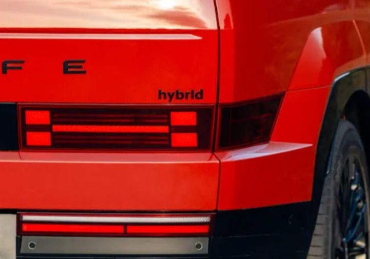 Hyundai Santa Fe 2026: ціна, комплектації та тест-драйв