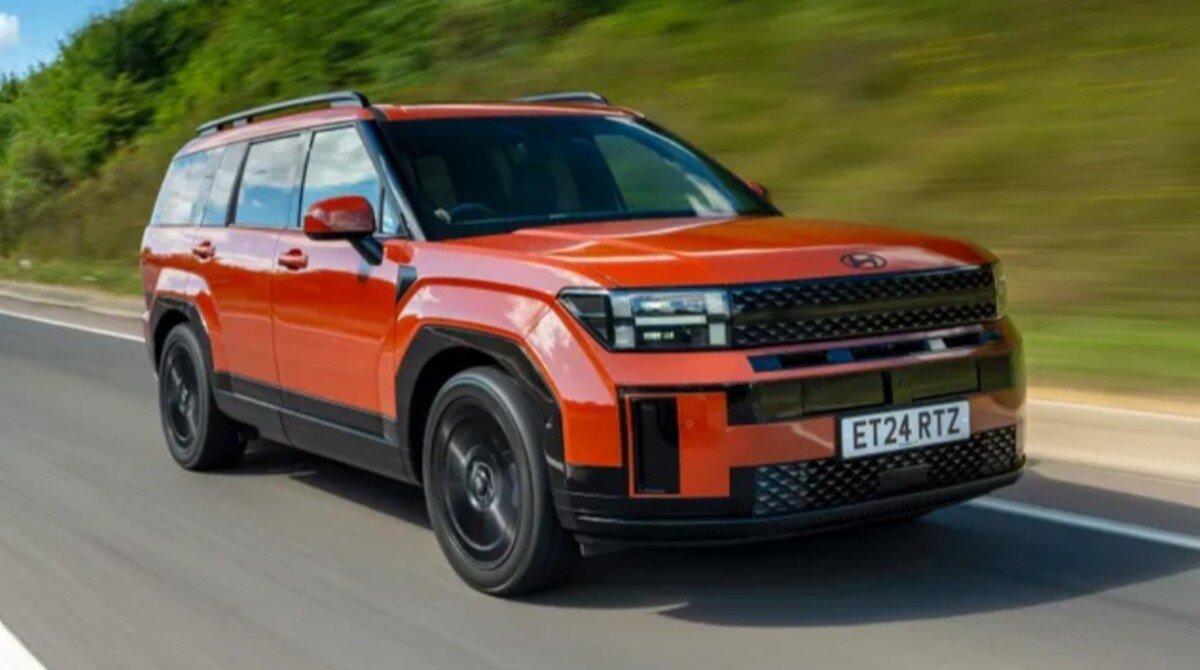 Hyundai Santa Fe 2026: ціна, комплектації та тест-драйв