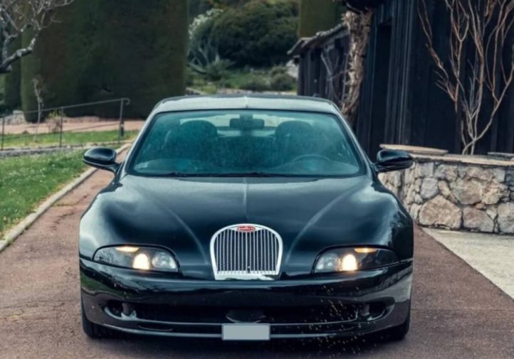 Bugatti EB112: унікальний седан-привид виставили на аукціон