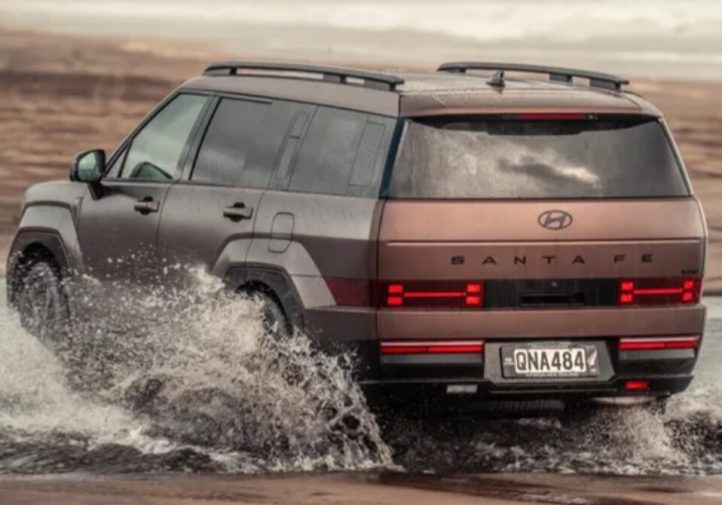 Hyundai Santa Fe 2026: ціна, комплектації та тест-драйв