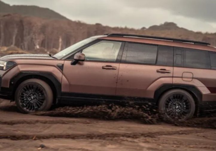 Hyundai Santa Fe 2026: ціна, комплектації та тест-драйв