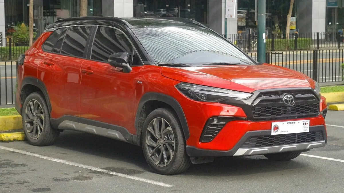 Corolla Cross GR Sport до обновления
