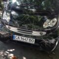 Український номерний знак на передньому бампері автомобіля