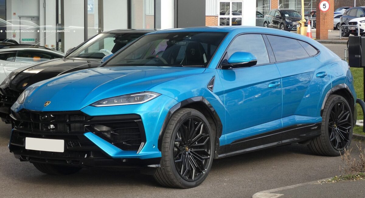 Lamborghini Urus SE — гібрид на 800 к.с.