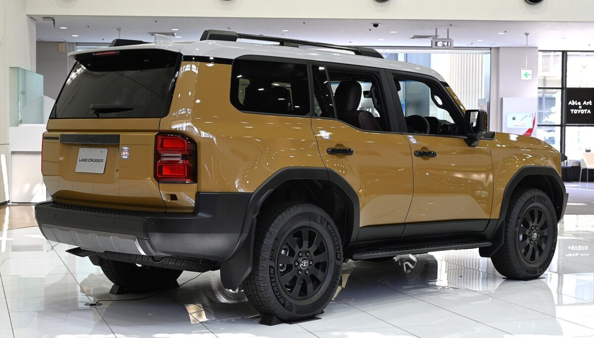 Land Cruiser Prado 250 ззаду