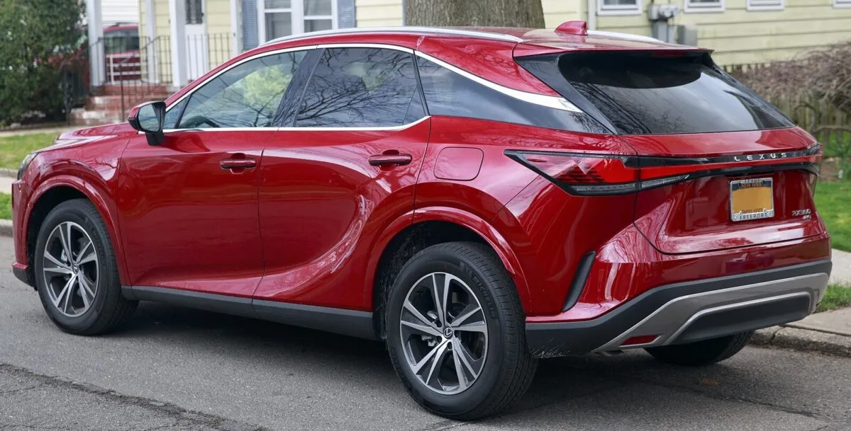 Lexus RX 350 ззаду