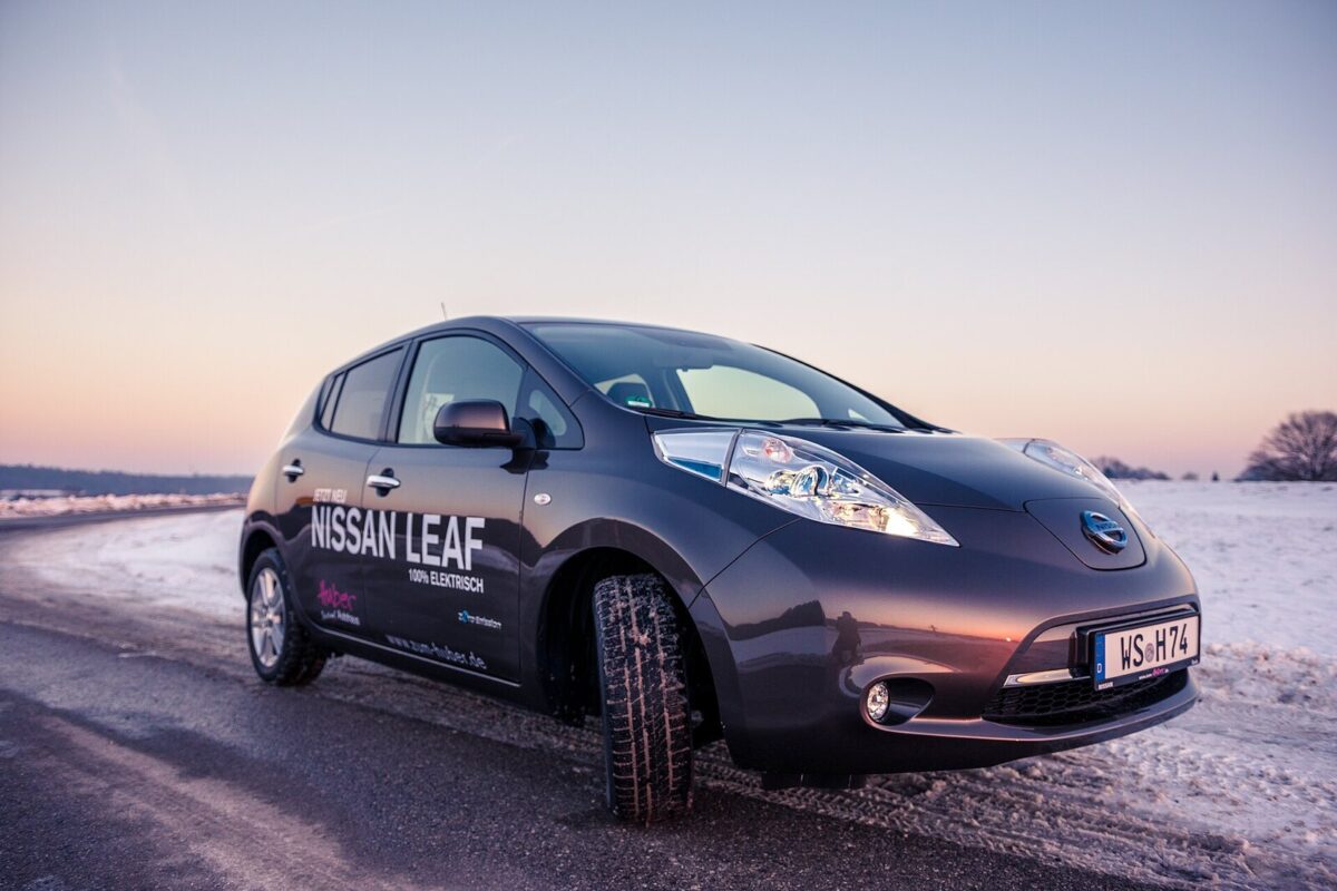 Nissan Leaf 2016 з батареєю 30 кВт·год узимку