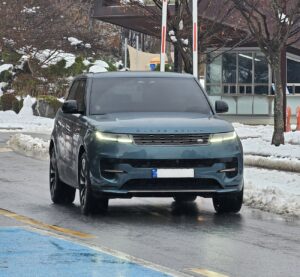 Range Rover Sport поточного покоління L461