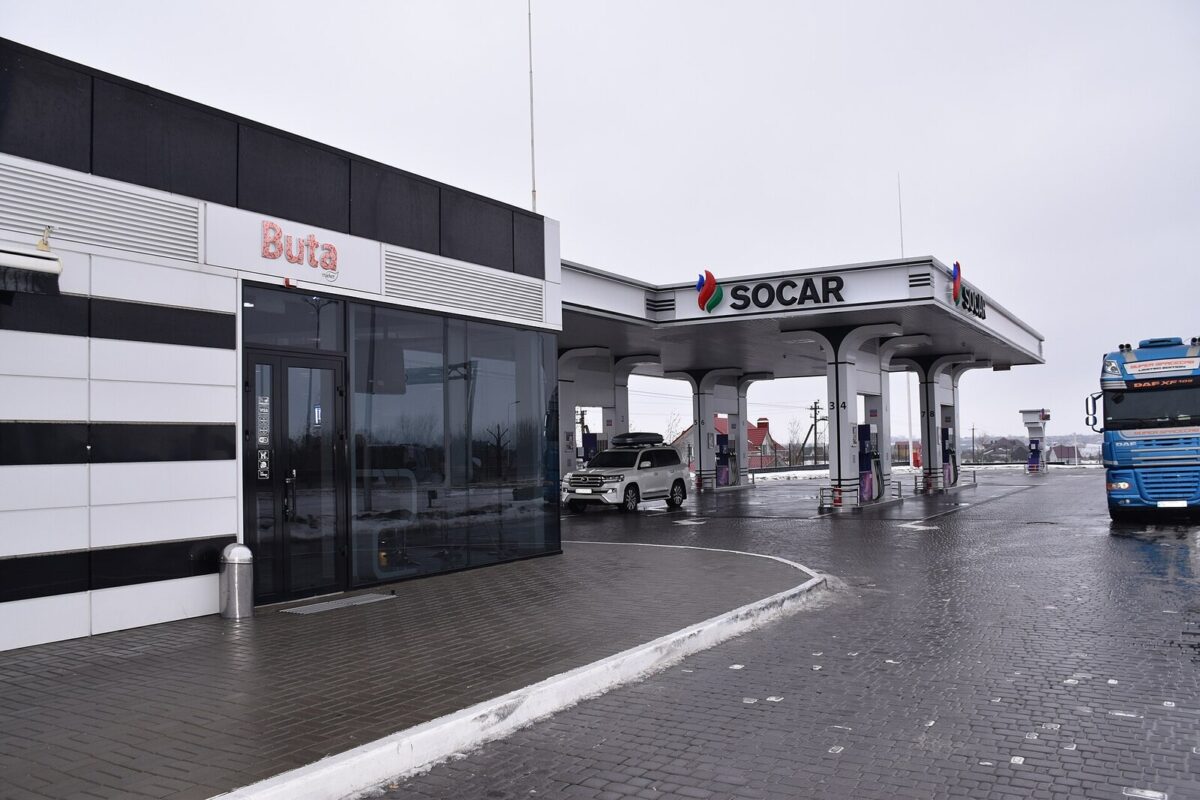 АЗС SOCAR на трасі М06