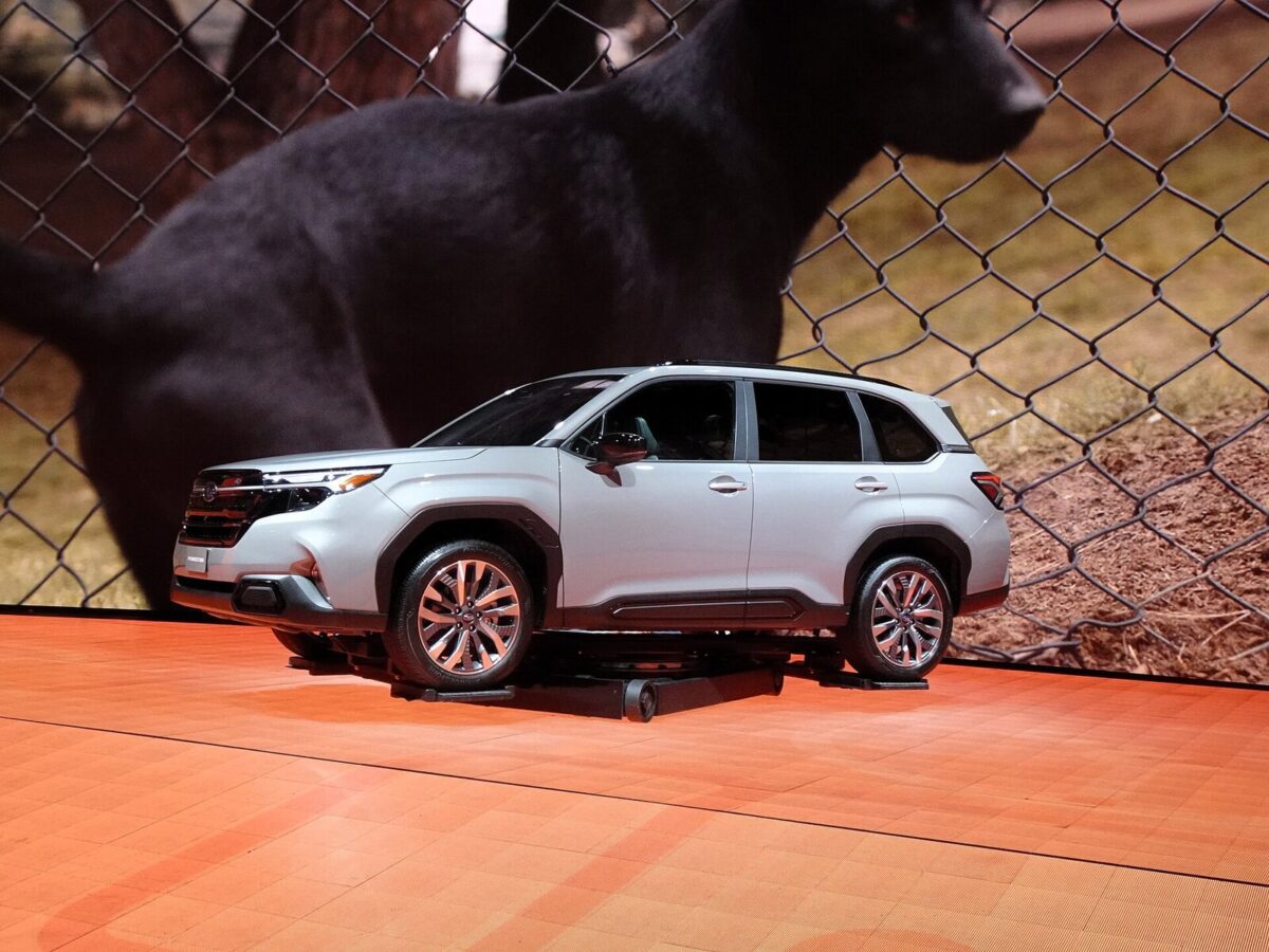 Subaru Forester 2025 року