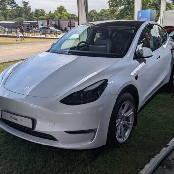 Tesla Model Y першого покоління