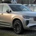 Volvo XC90 2025 модельного року після оновлення