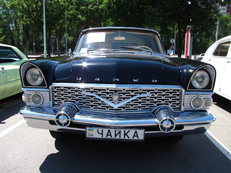 Лише 34 з 2 588 старих авто на AUTO.RIA просять 10 тисяч доларів і більше