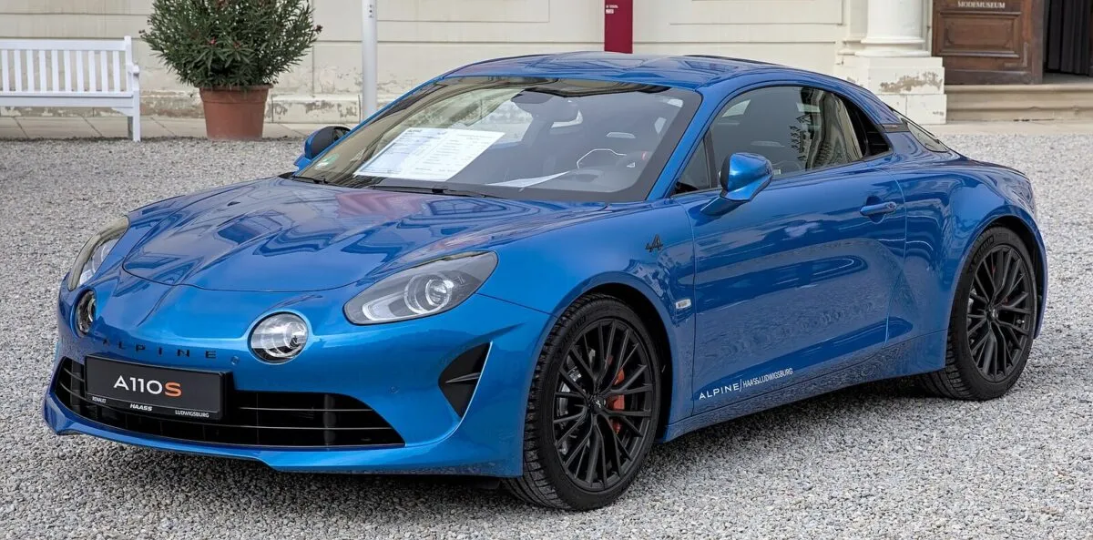 Новий Alpine A110: електричний спорткар із душею