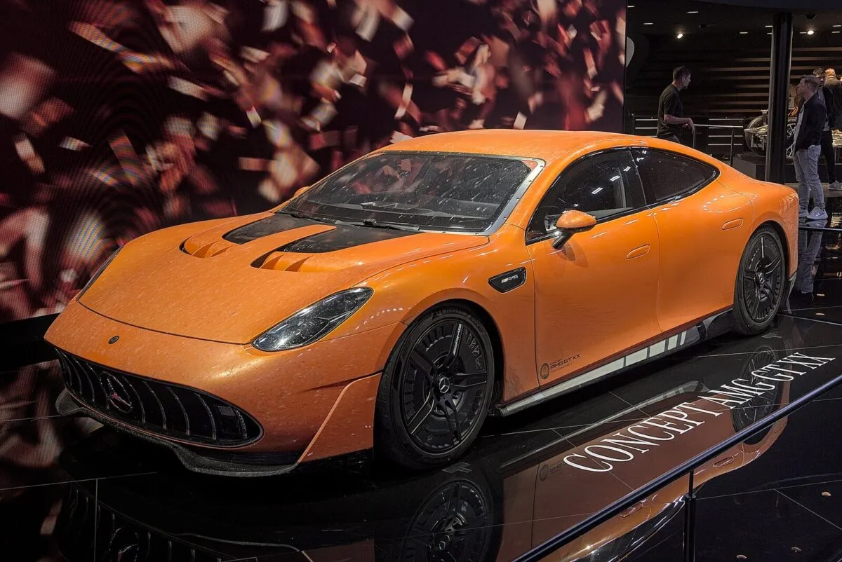 Концепт AMG GT XX з унікальними Bluetooth-крутими колесами