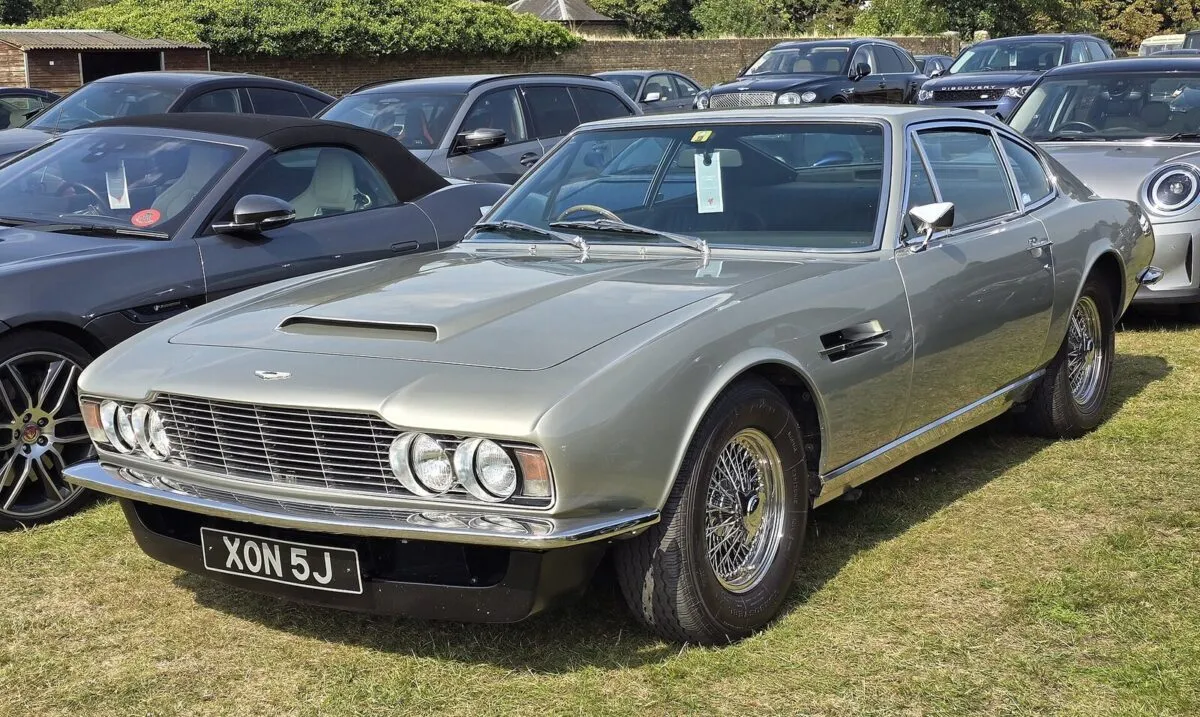 Aston Martin DBS 1971 року в оригінальному вигляді
