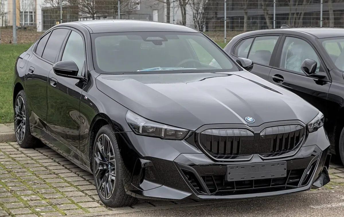 BMW 550e xDrive (G60)