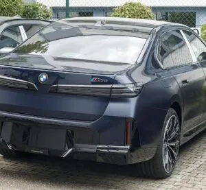 Оновлений BMW i7 M70 (2027)