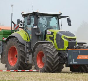 Трактор CLAAS AXION 9.450 CMATIC на польових днях DLG 2026