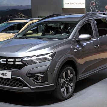 Dacia Jogger Hybrid на автосалоні в Женеві