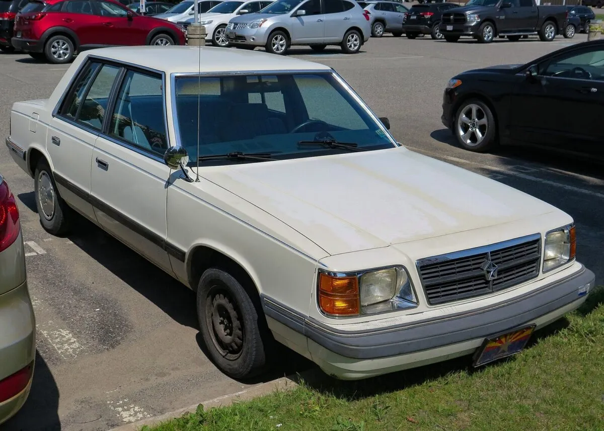 Dodge Aries — один із перших K-Car Chrysler